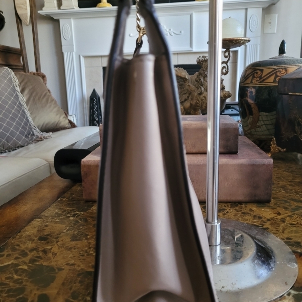 Michael Kors Brown Shoulder Bag - Picture 4 of 11